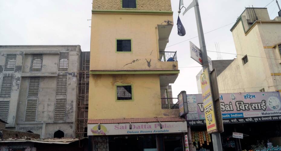 Sai Datta Place Lodge, Shirdi 3